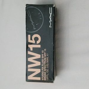 MAC Studio Fix Fluid NW15